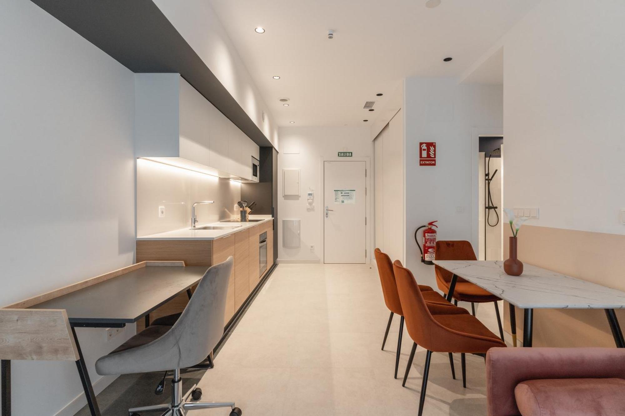 Canillas Apartments Madrid Bagian luar foto