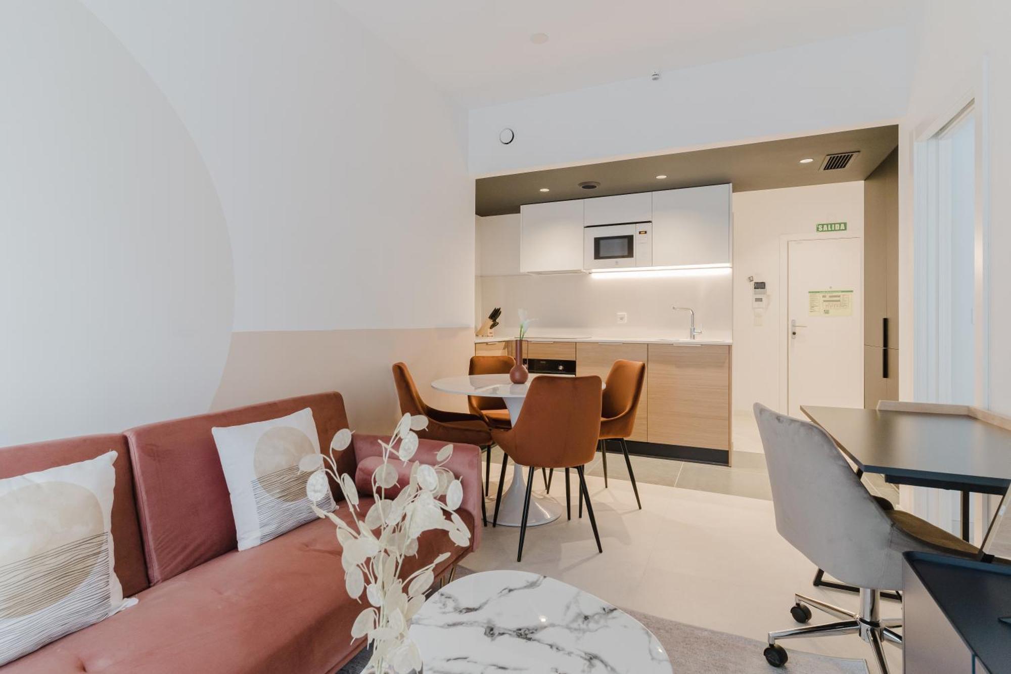 Canillas Apartments Madrid Bagian luar foto