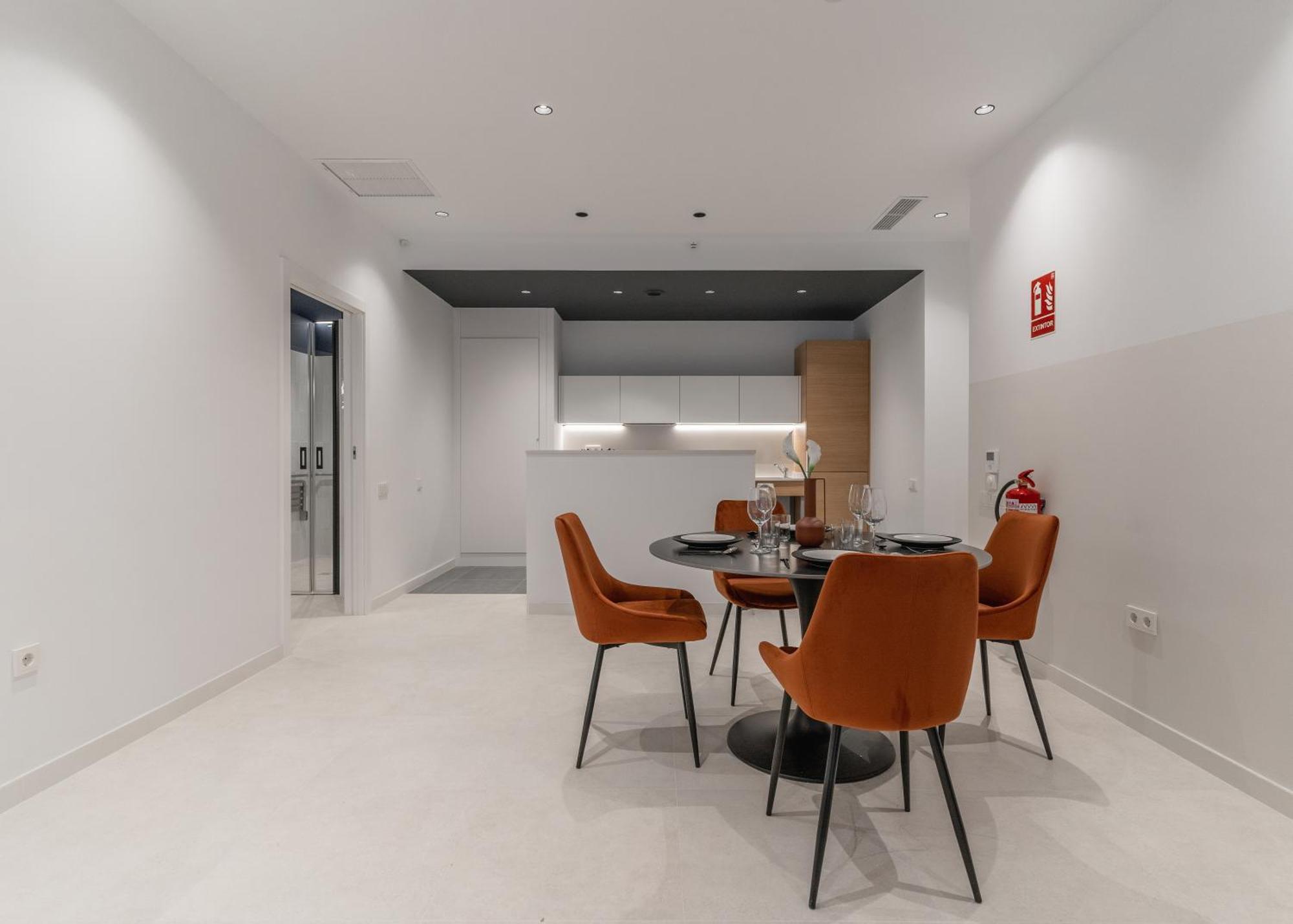 Canillas Apartments Madrid Bagian luar foto